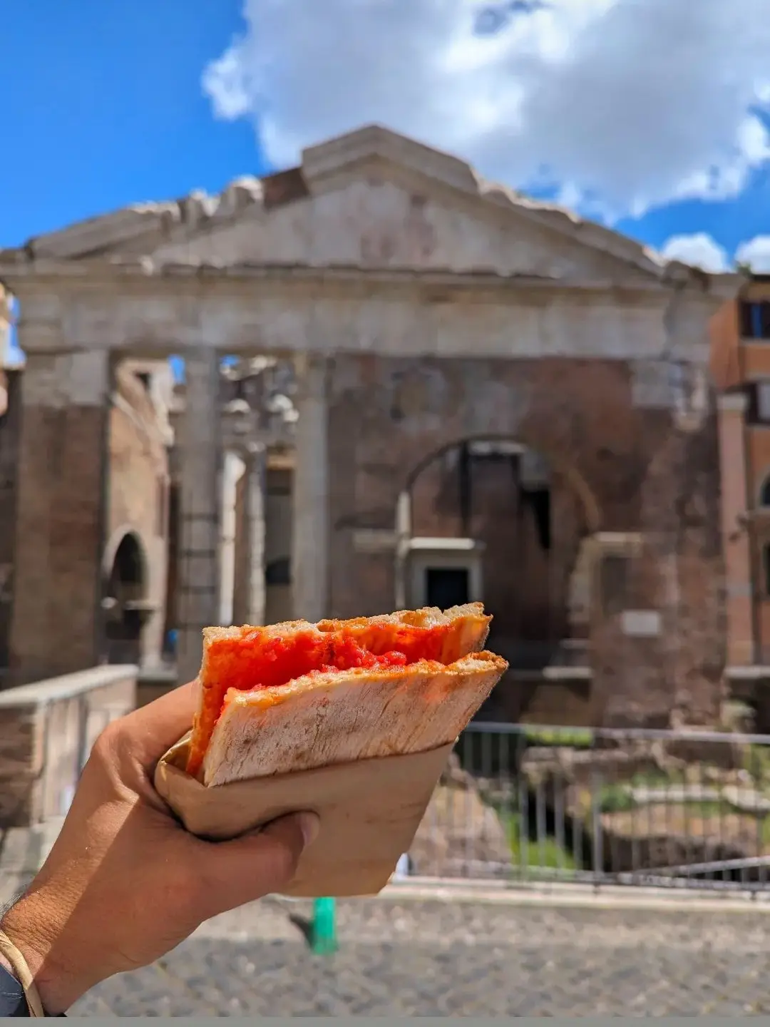The best pizza rossa in Rome